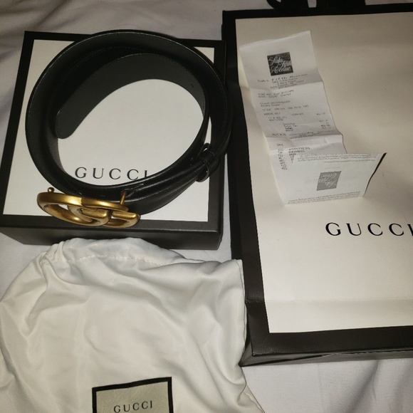 SOLD!! Authentic black Gucci belt - Picture 1 of 4